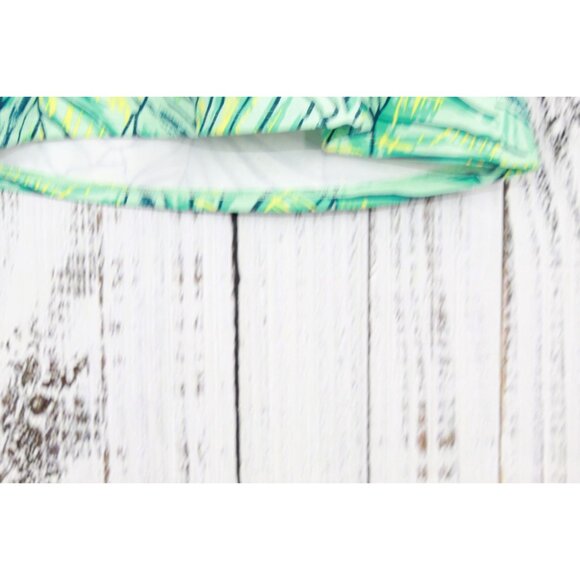 LL Bean Green Beach Glass Tropical Leaves Patterned Tankini Top Size 4 - Picture 8 of 9
